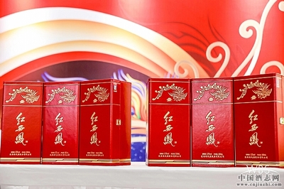 西鳳酒聯(lián)動(dòng)茶文化 音樂史詩劇碰撞出傳統(tǒng)與現(xiàn)代的茶味酒香